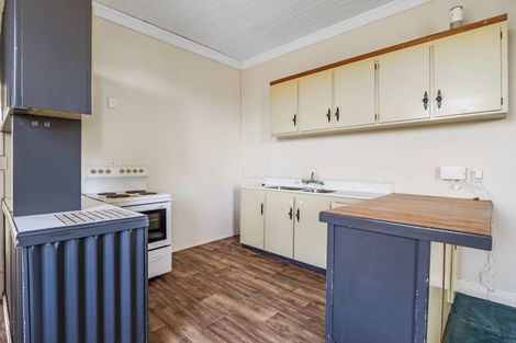 Photo of property in 16 Argyle Street, Balclutha, 9230