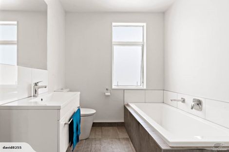 Photo of property in 12 Watermill Lane, Silverdale, 0932