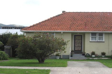 Photo of property in 101 Naenae Road, Naenae, Lower Hutt, 5011