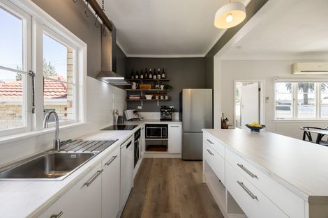 Photo of property in 20 Steele Road, Forest Lake, Hamilton, 3200