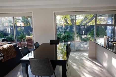 Photo of property in 79a Cambridge Terrace, Waterloo, Lower Hutt, 5011