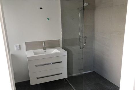 Photo of property in 31 Oakum Road, Whitby, Porirua, 5024