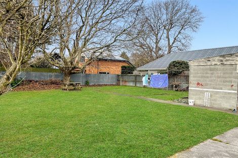 Photo of property in 84 Nortons Road, Avonhead, Christchurch, 8042
