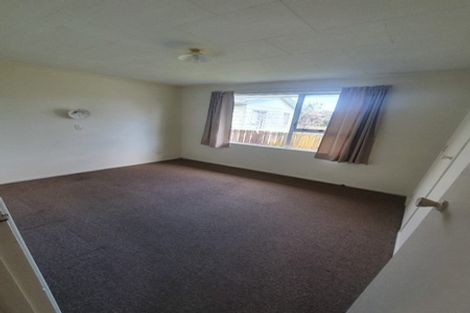 Photo of property in 4 Citril Place, Red Hill, Papakura, 2110