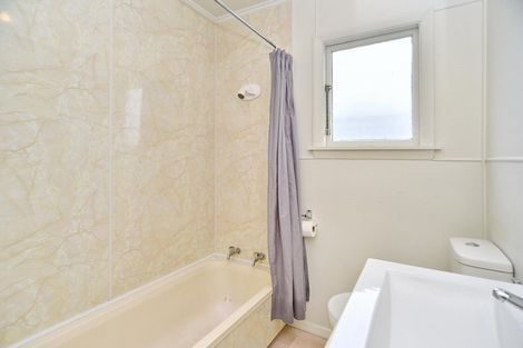 Photo of property in 242 Mairehau Road, Burwood, Christchurch, 8083