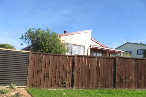 Photo of property in 14 The Yardarm, Whitby, Porirua, 5024