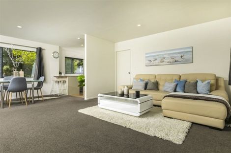 Photo of property in 35b Mcclintock Road, Massey, Auckland, 0614