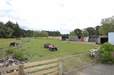 Photo of property in 21 Raumai Road, Bulls, 4894