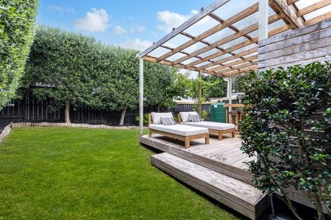 Photo of property in 124 Shackleton Road, Mount Eden, Auckland, 1024