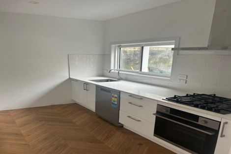 Photo of property in 8 Wilkinson Street, Oriental Bay, Wellington, 6011