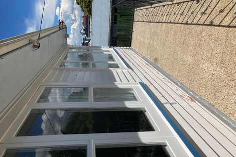 Photo of property in 16 Thompson Terrace, Manurewa, Auckland, 2102