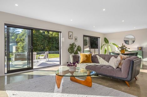 Photo of property in 27 Smithfield Road, Waikanae, 5391