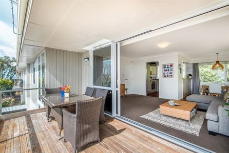 Photo of property in 4/30 Castor Bay Road, Castor Bay, Auckland, 0620