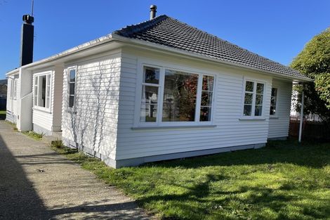 Photo of property in 60 Wainuiomata Road, Wainuiomata, Lower Hutt, 5014