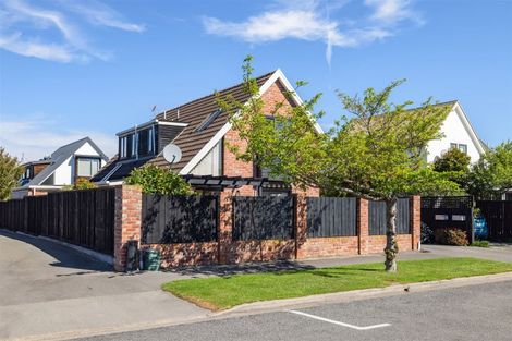 Photo of property in 1/64 Merivale Lane, Merivale, Christchurch, 8014