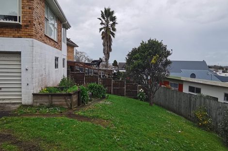 Photo of property in 3/4 Ridge Road, Howick, Auckland, 2014