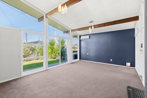 Photo of property in 2 Collett Place, Riversdale, Blenheim, 7201