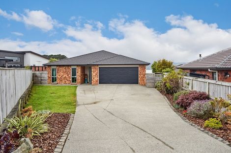 Photo of property in 4 Sunflower Close, Camborne, Porirua, 5026