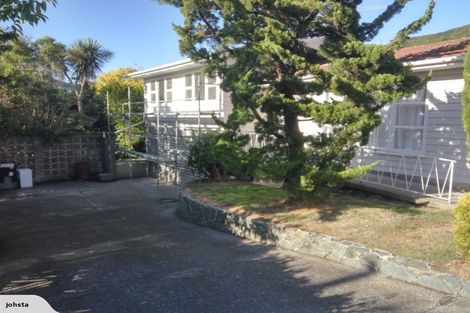 Photo of property in 17 Thurleigh Grove, Karori, Wellington, 6012