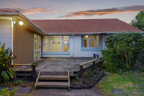 Photo of property in 23 Carisbrooke Street, Aranui, Christchurch, 8061