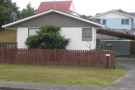 Photo of property in 48 Trias Road, Totara Vale, Auckland, 0629