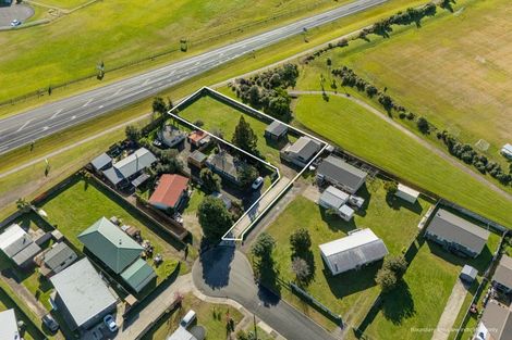 Photo of property in 15 Moewai Park Road, Whitianga, 3510