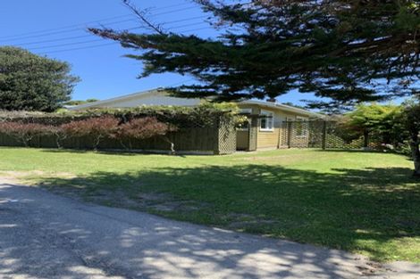 Photo of property in 10 Toenga Road, Pukerua Bay, 5026