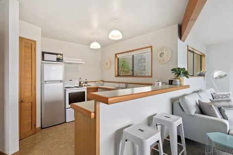 Photo of property in 14a Cameron Place, Fernhill, Queenstown, 9300