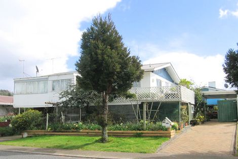 Photo of property in 201 Chartwell Avenue, Whangamata, 3620