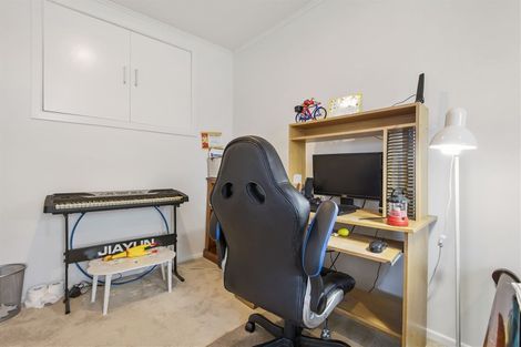 Photo of property in 103 Hutchinsons Road, Bucklands Beach, Auckland, 2014