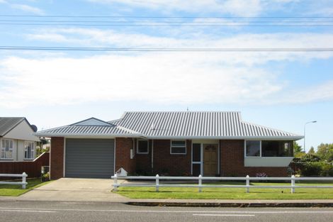 Photo of property in 25 Brougham Street, Westport, 7825