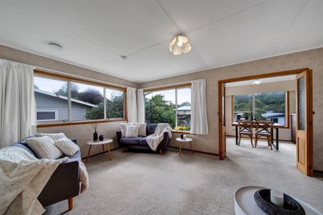 Photo of property in 15 Elizabeth Place, Ferndale, New Plymouth, 4310