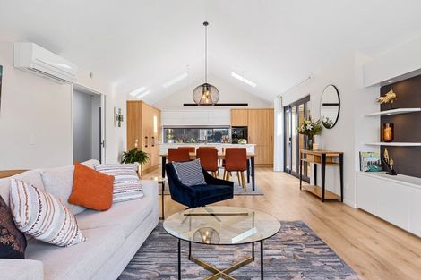 Photo of property in 69a Wai-iti Terrace, Bryndwr, Christchurch, 8052