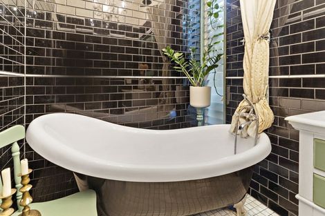 Photo of property in 10 Venice Street, Martinborough, 5711