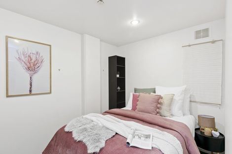 Photo of property in Lexington Apartments, 33f Hania Street, Mount Victoria, Wellington, 6011