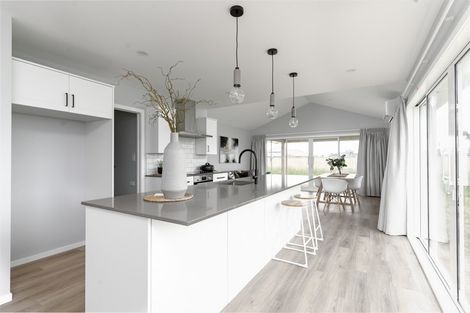 Photo of property in 3 Takahe Drive, Carterton, 5713