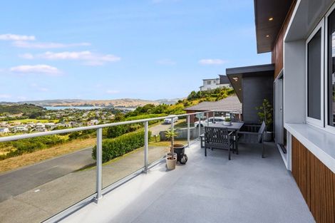 Photo of property in 22 Ships Cove, Whitby, Porirua, 5024