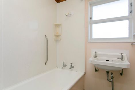 Photo of property in 7 Rawhiti Street, Taupo, 3330