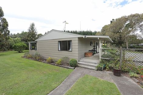 Photo of property in 21 Raumai Road, Bulls, 4894