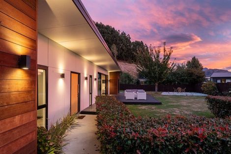 Photo of property in 72 Risinghurst Terrace, Lower Shotover, Queenstown, 9304