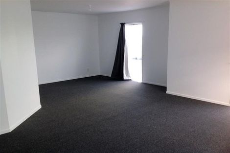 Photo of property in 4/25 Solveig Place, Randwick Park, Auckland, 2105