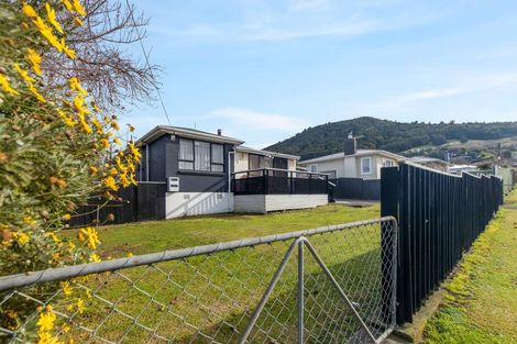 Photo of property in 6 Spencer Street, Western Heights, Rotorua, 3015