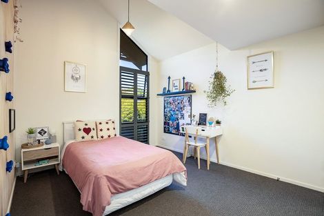 Photo of property in 10 Pike Place, Ferndale, New Plymouth, 4310