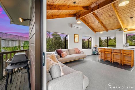 Photo of property in 2/30 Seymour Road, Sunnyvale, Auckland, 0612