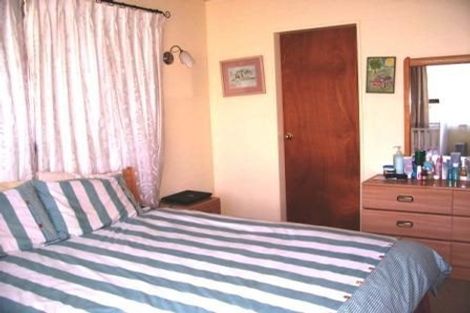 Photo of property in 43b Thatcher Crescent, Crofton Downs, Wellington, 6035