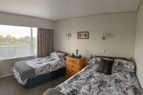 Photo of property in 67 Gladstone Terrace, Gladstone, Invercargill, 9810