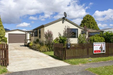 Photo of property in 65 Rangiamohia Road, Turangi, 3334
