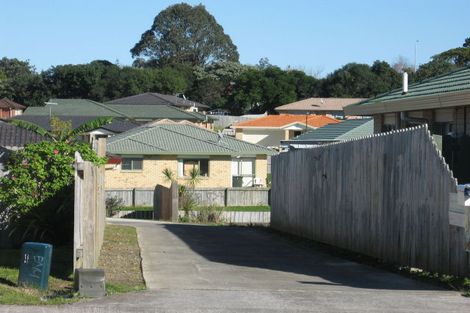 Photo of property in 45 Glenveagh Park Drive, Weymouth, Auckland, 2103
