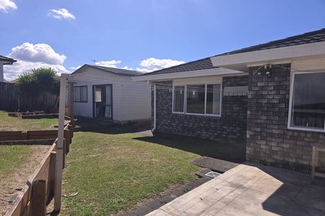 Photo of property in 15 Picasso Drive, West Harbour, Auckland, 0618