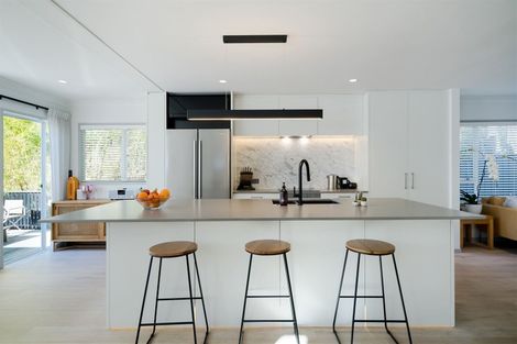 Photo of property in 2/26 Onepoto Road, Hauraki, Auckland, 0622